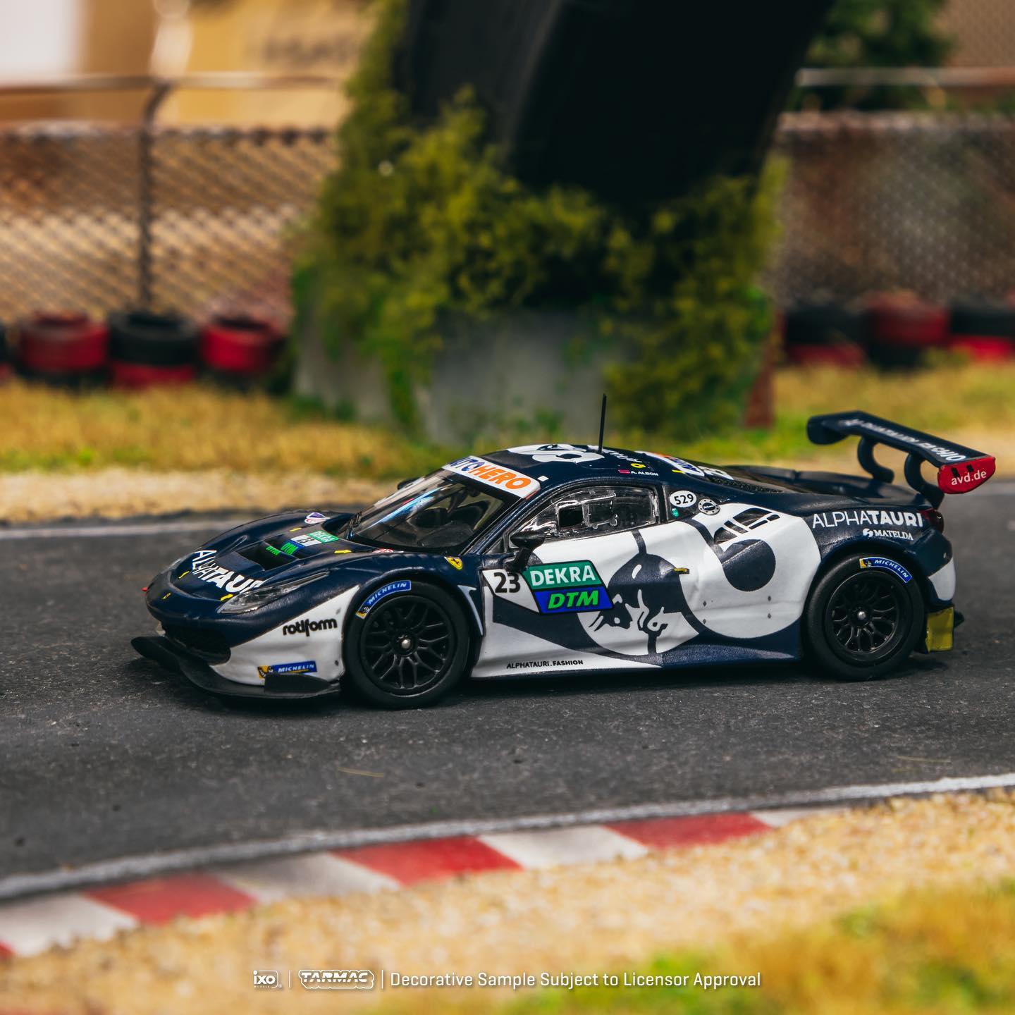 Tarmac Works X Ixo Models Ferrari 488 GT3 DTM 2021 Nurburgring Race 2 Winner Blue White 1:64