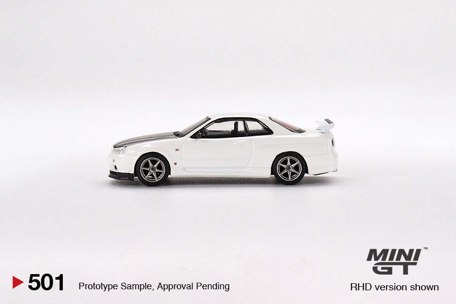 Mini GT Box Version 501 Nissan Skyline GTR Vspec II N1 White 1:64