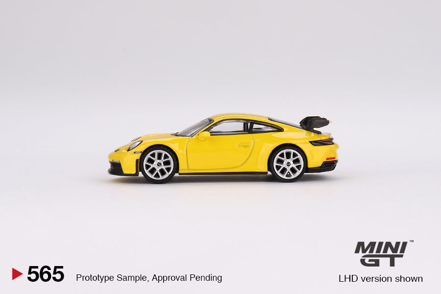 Mini GT Box Version 565 Porsche 911 (992) GT3 Racing Yellow 1:64