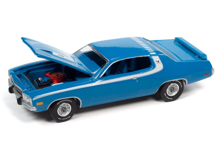 Auto World Vintage Muscle 1973 Plymouth Road Runner Basin Street Blue 1:64