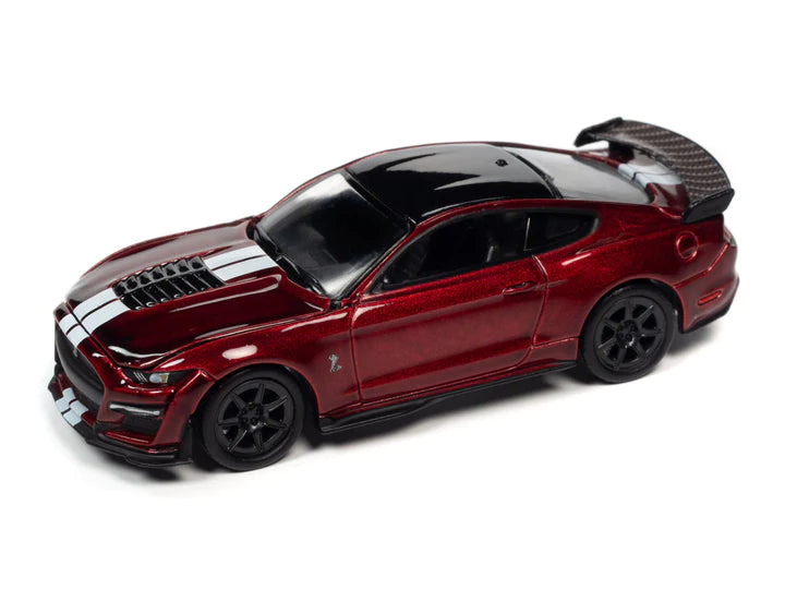 Auto World Modern Muscle 2020 Shelby GT500 Carbon Fiber Track Pack Rapid Red 1:64