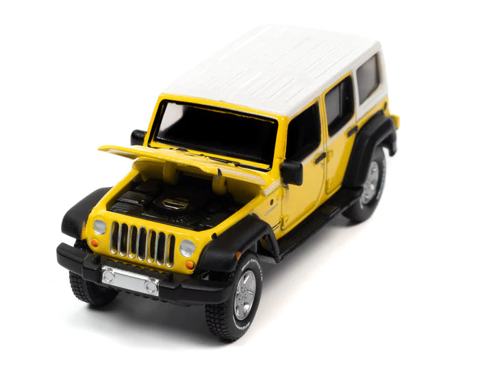 Auto World Sport Utility 2017 Jeep JK Wrangler Chief Edition Acid Yellow 1:64