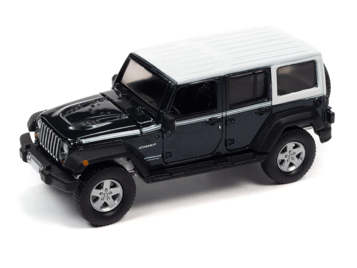 Auto World Sport Utility 2017 Jeep JK Wrangler Chief Edition Rhino 1:64