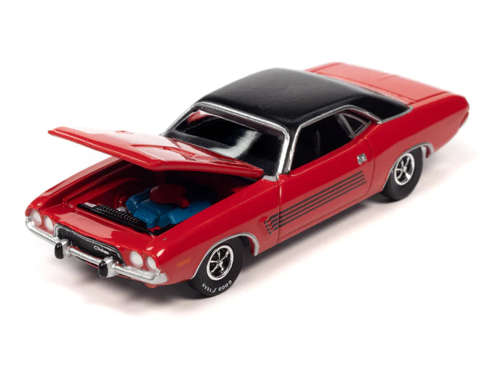 Auto World Vintage Muscle 1974 Dodge Challenger Rallye Bright Red 1:64