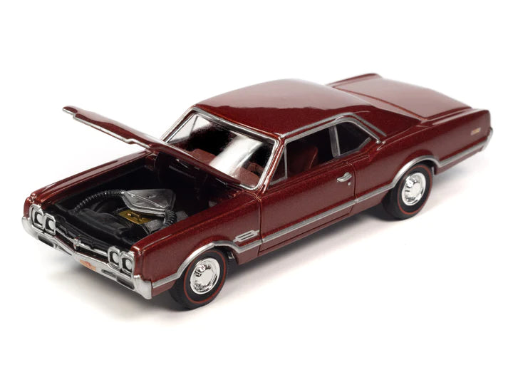 Auto World Vintage Muscle 1966 Oldsmobile 442 Autumn Bronze Poly 1:64