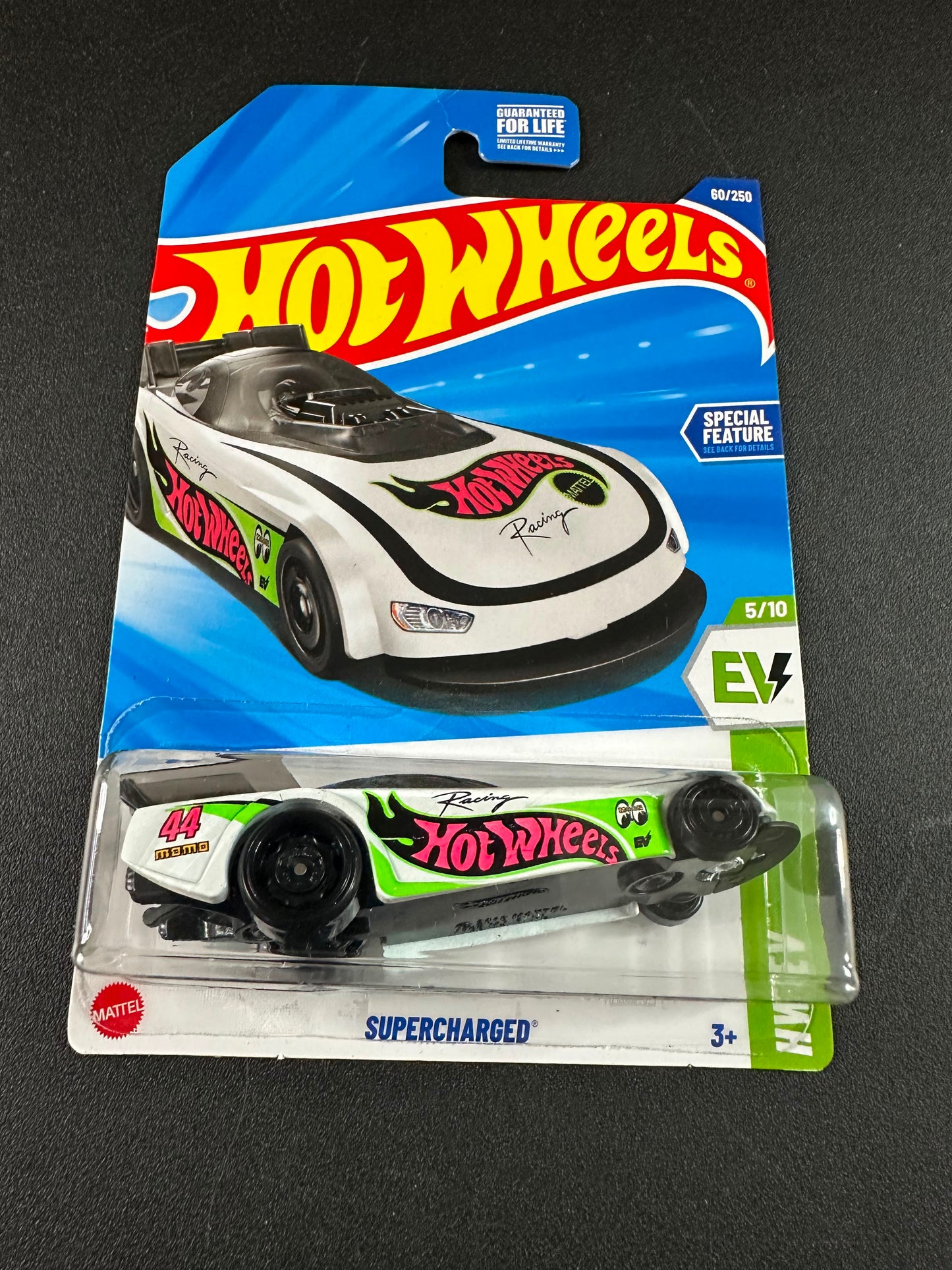 Hot Wheels Supercharged Mooneyes 1:64