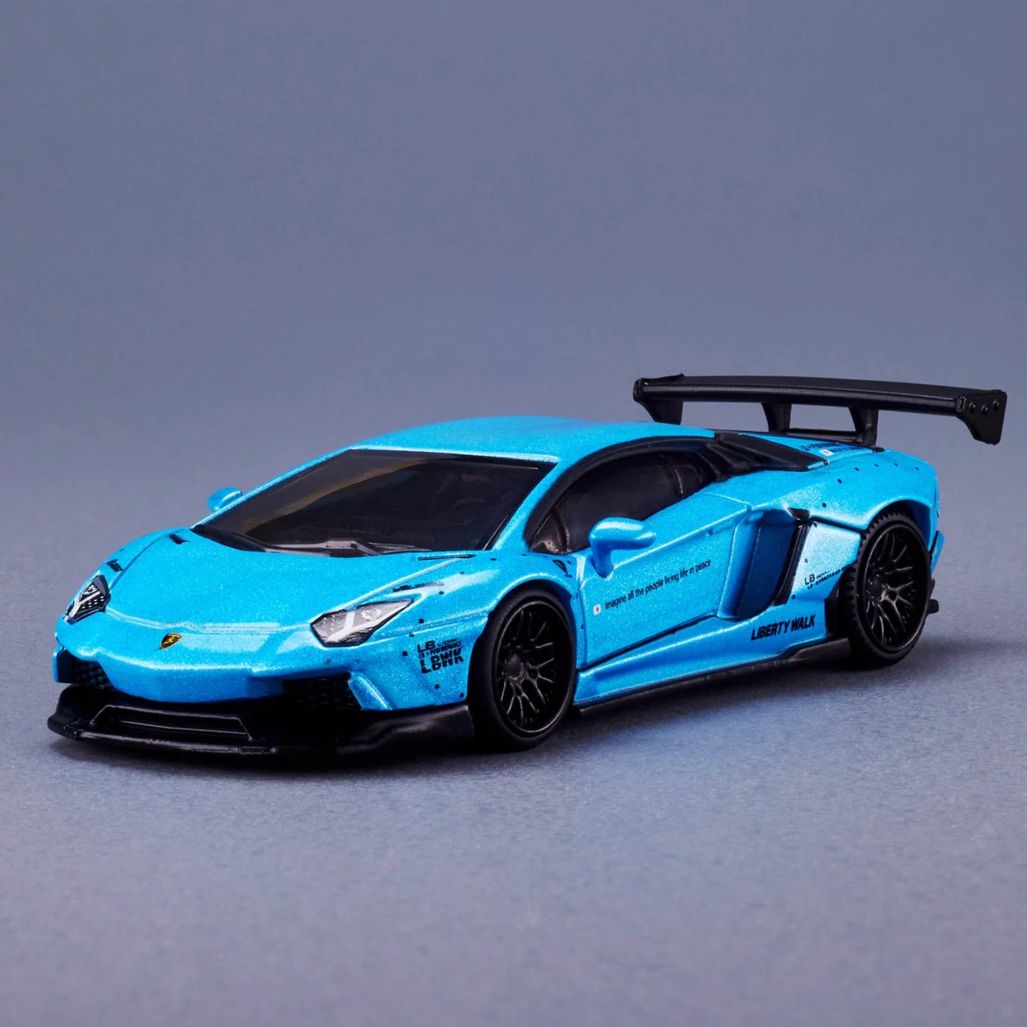 Hot Wheels Elite 64 LBWK Lamborghini Aventador LP 700-4 Pearl Blue 1:64
