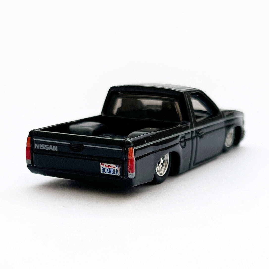 Hot Wheels Boulevard Custom 93 Nissan Hardbody D12 Black 1:64