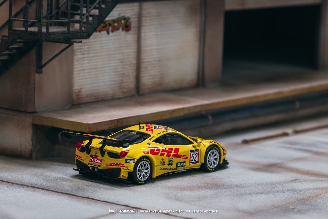 Tarmac Ixo Ferrari 458 Italia GT3 2013 24hour of Spa 2013 DHL Yellow 1:64