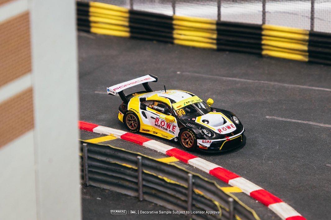 Tarmac Ixo Porsche 911 GT3 R Macau GT Cup FIA GT World Cup 2019 Rowe Motor Oil 1:64