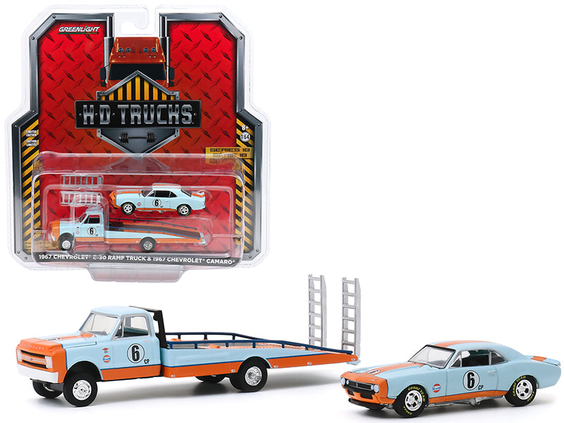 Greenlight HD Truck Chevrolet C30 Ramp Truck Camaro Gulf 1:64