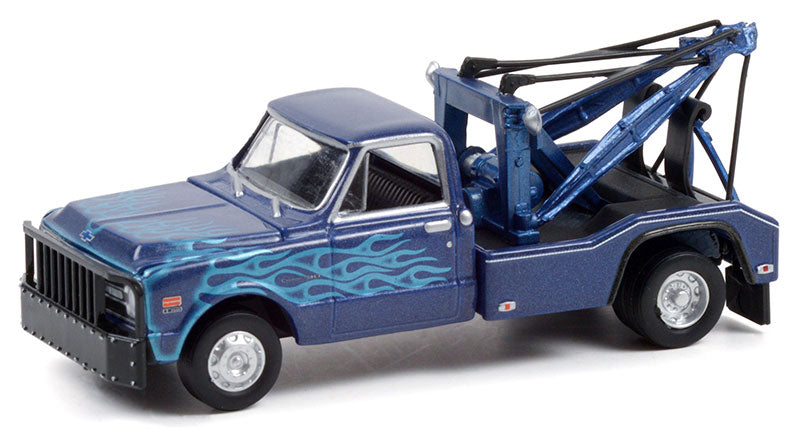 Greenlight Dually Drivers 1969 Chevrolet C-30 Dually Wrecker Blue Black Flames 1:64