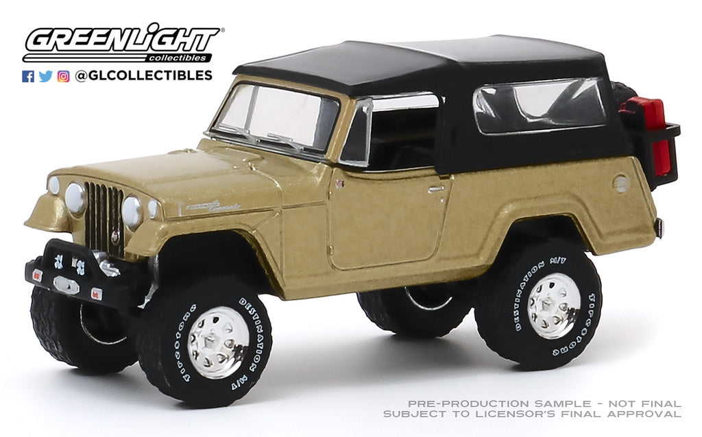 Greenlight 50th Anniversary 1966 Jeep Jeepster Commando Brown 1:64