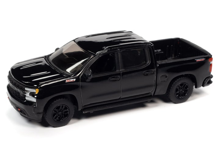 Auto World Muscle Trucks 2020 Chevy Silverado ZL1 LT Trail Boss Black 1:64
