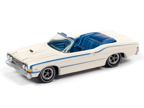 Johnny Lightning 1968 Ford Fairlane Torino GT Convertible Wimbledon White 1:64