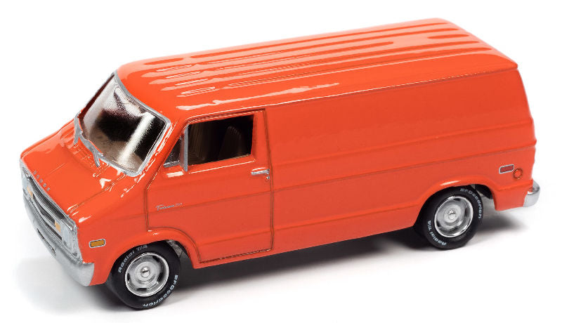 Johnny Lightning 1976 Dodge Tradesman Van Orange 1:64