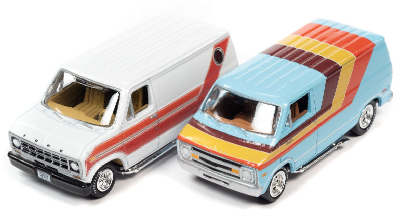 Johnny Lightning Boogie Van 1977 Ford Cruisin Van White & 1976 Dodge Street Van Light Blue 1:64