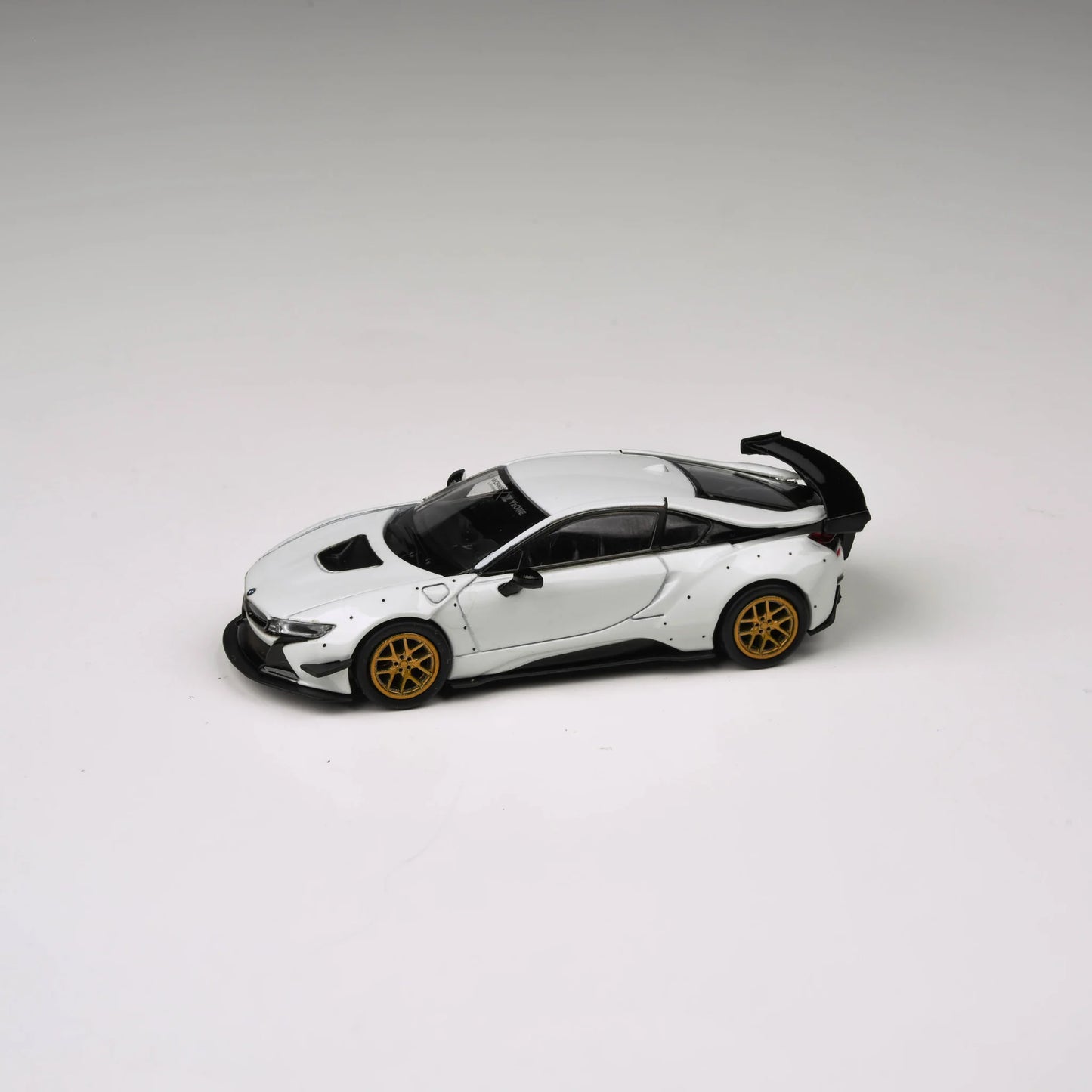 PARA64 Liberty Walk BMW i8 White Gold Wheels 1:64