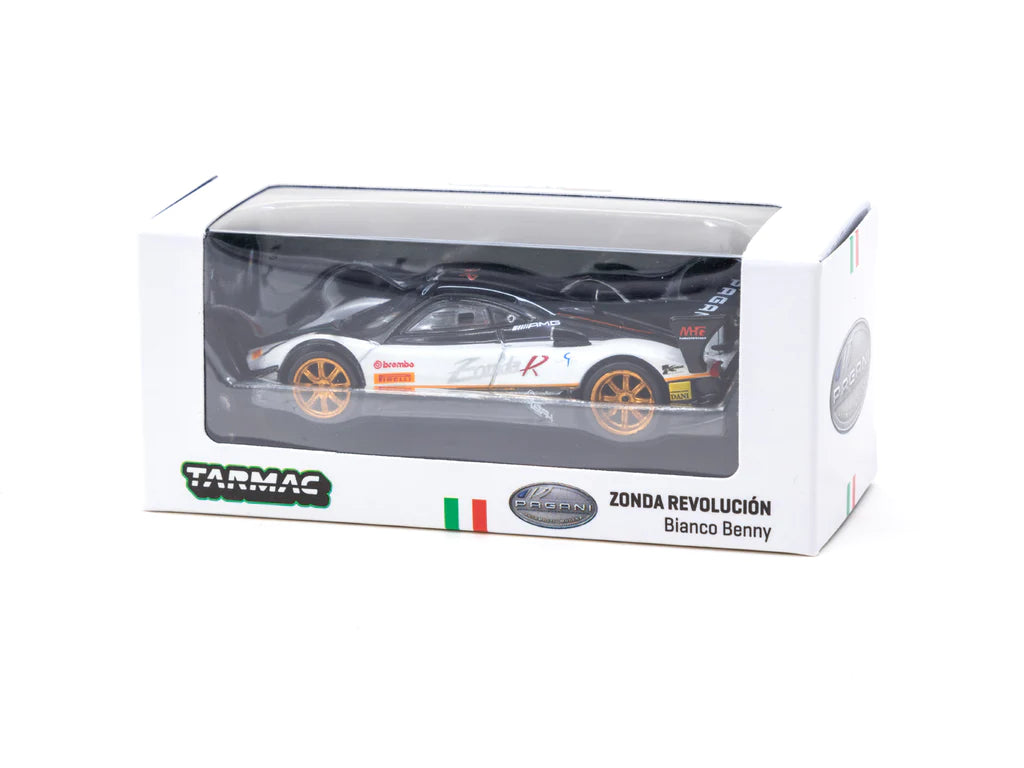 Tarmac Works Pagani Zonda Revolucion Bianco Benny White 1:64