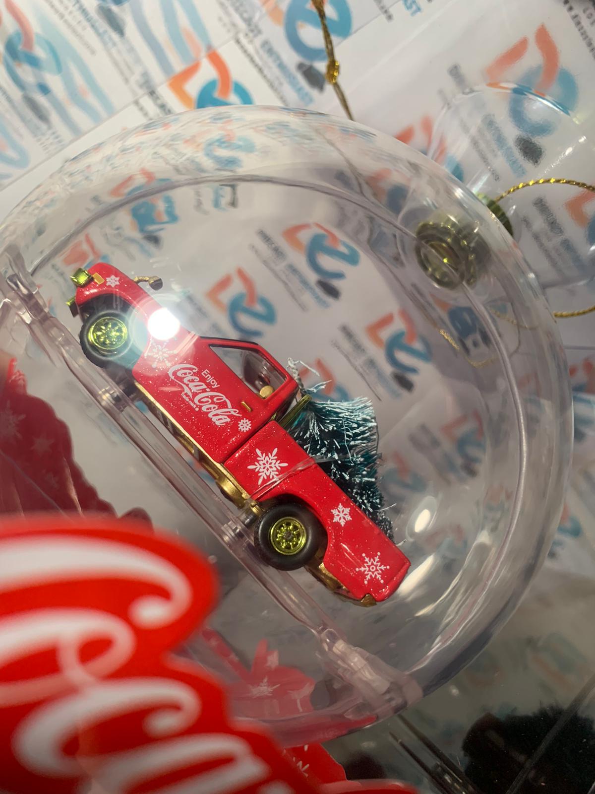 CHASE M2 Machines Mijo Exclusive Christmas Edition Datsun 620 Pickup 1/64
