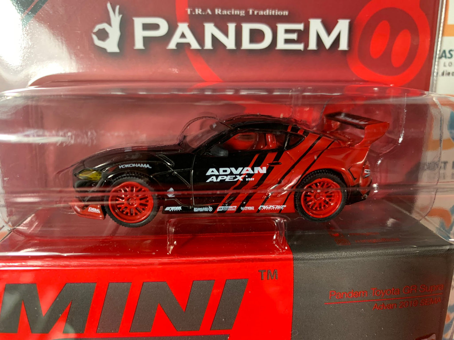 CHASE Mini GT Mijo Exclusive 207 Pandem 2019 Toyota GR Supra Advan SEMA 1:64