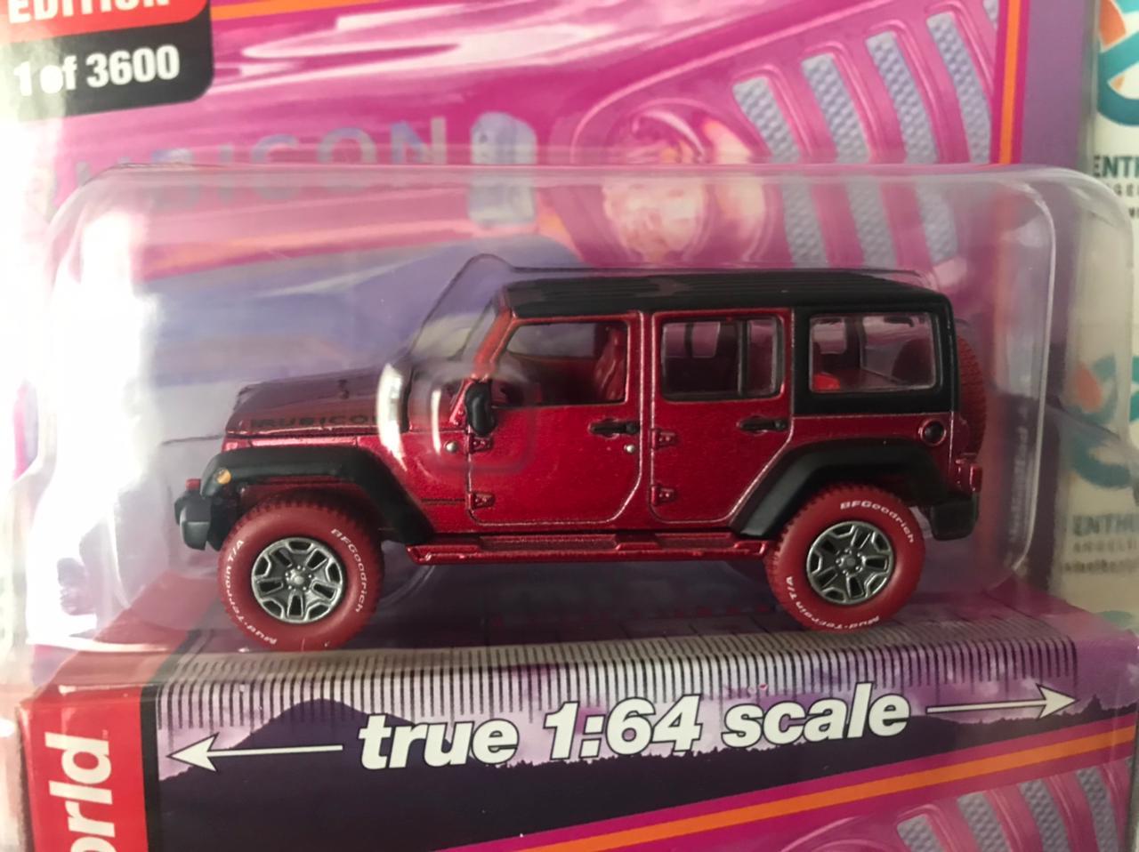 CHASE Auto World Mijo Exclusives Jeep Wrangler Unlimited Pink 1:64