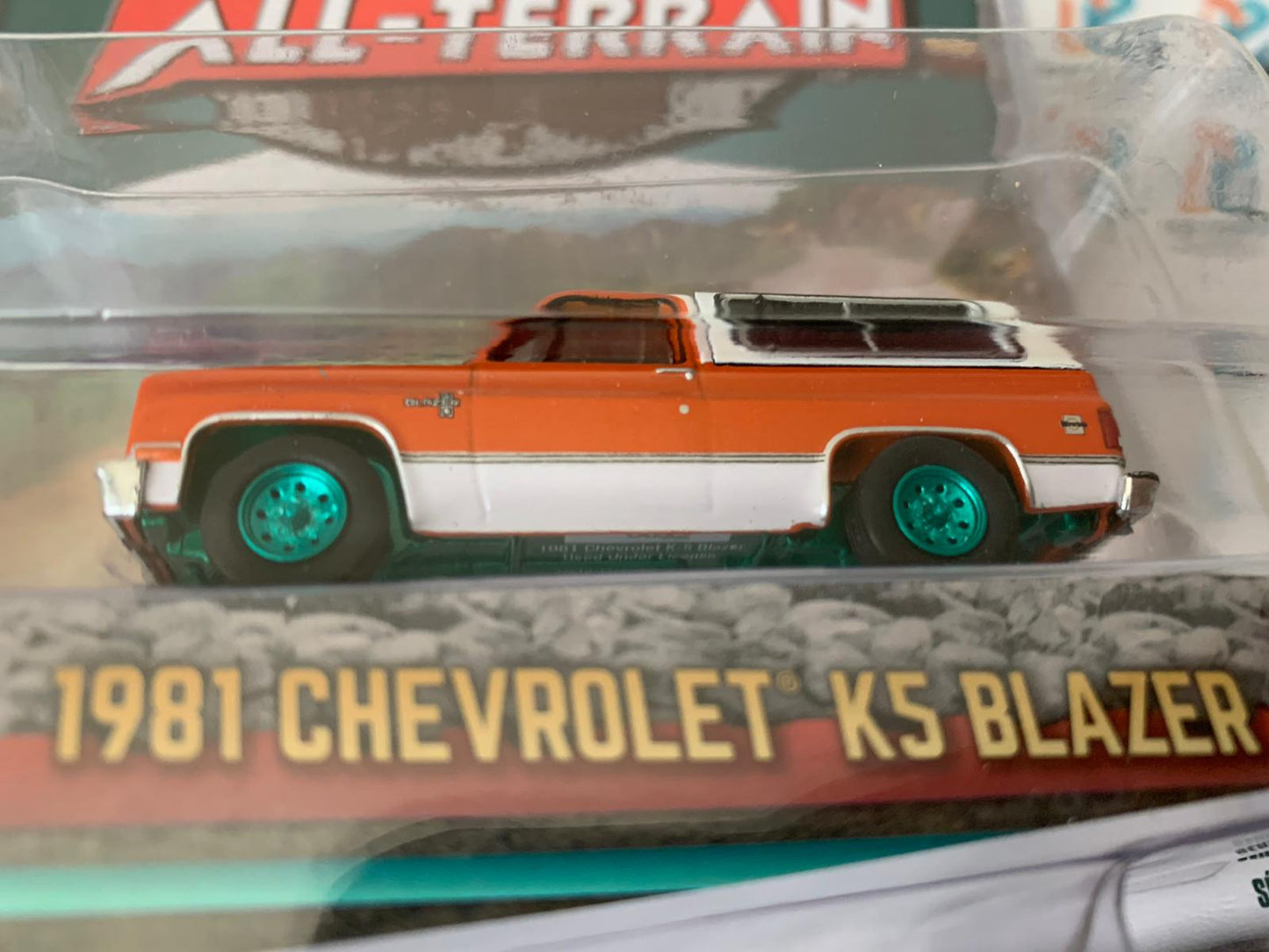CHASE GREEN MACHINES Greenlight All Terrain 1981 Chevrolet K5 Blazer Orange 1:64