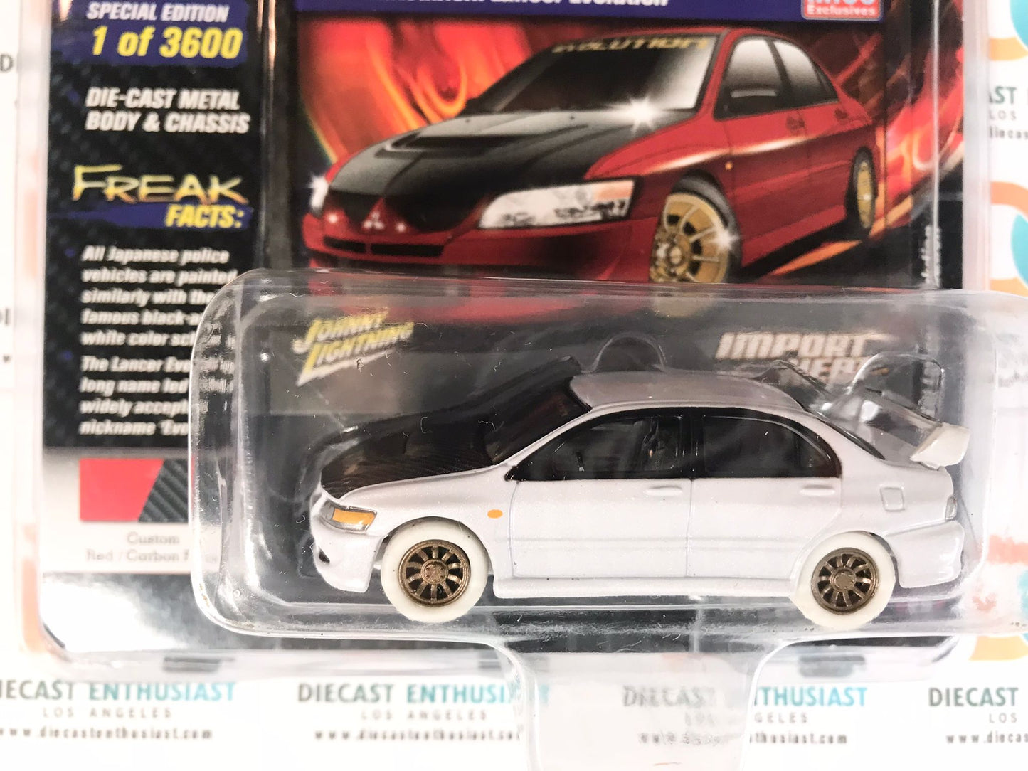 BAD BUBBLE CHASE WHITE LIGHTNING Import Heat 2004 Mitsubishi Lancer Evolution Red 1:64
