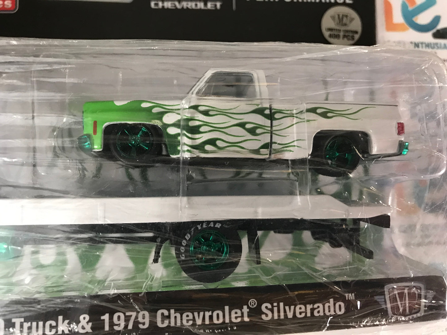 CHASE M2 Machines 1968 Chevrolet C60 Truck & 1979 Chevrolet Silverado 1/64