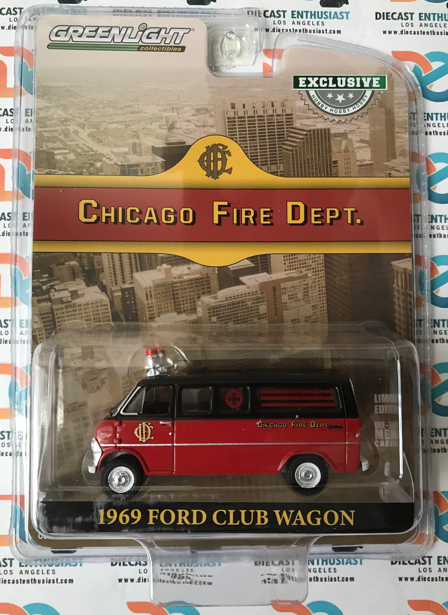 Greenlight Chicago Fire Department 1969 Ford Club Wagon Ambulance 1:64
