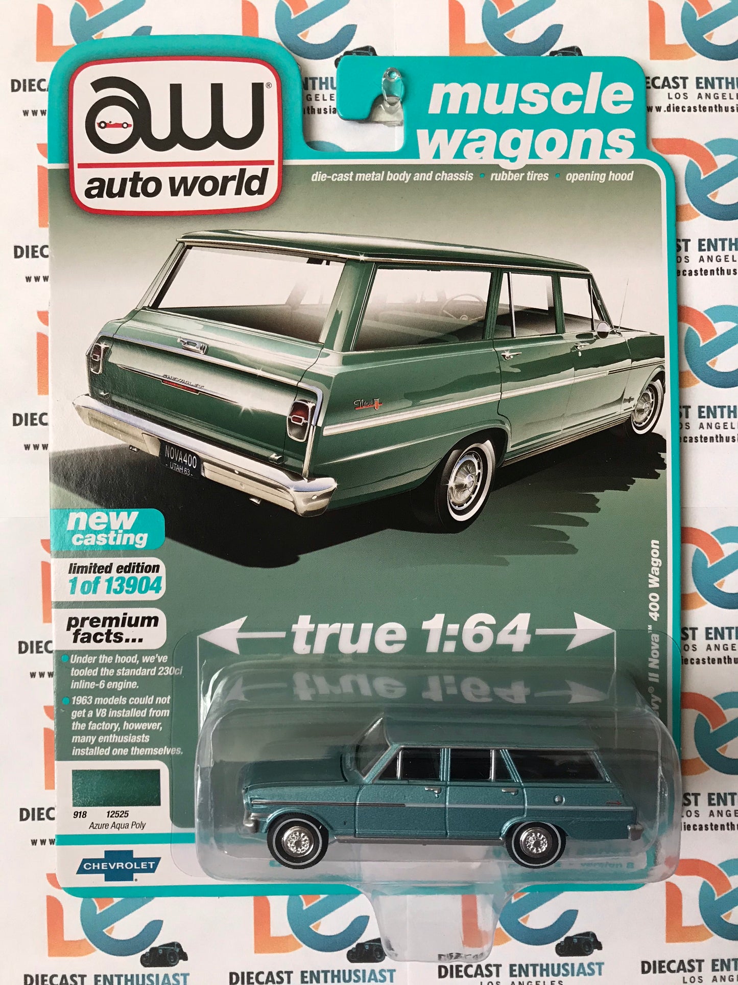 Auto World 1963 Chevy II Nova 400 Station Wagon Aqua 1:64
