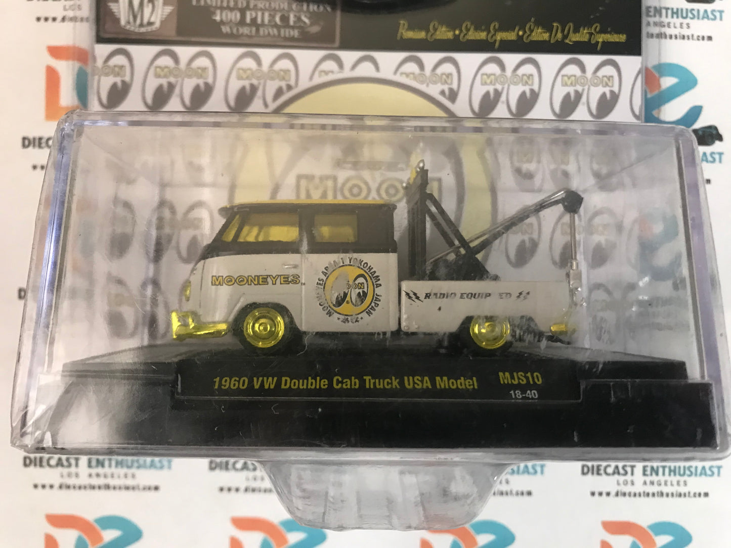 CHASE M2 Machines Mijo Exclusives 1960 VW Double Cab Truck USA Model Mooneyes 1:64