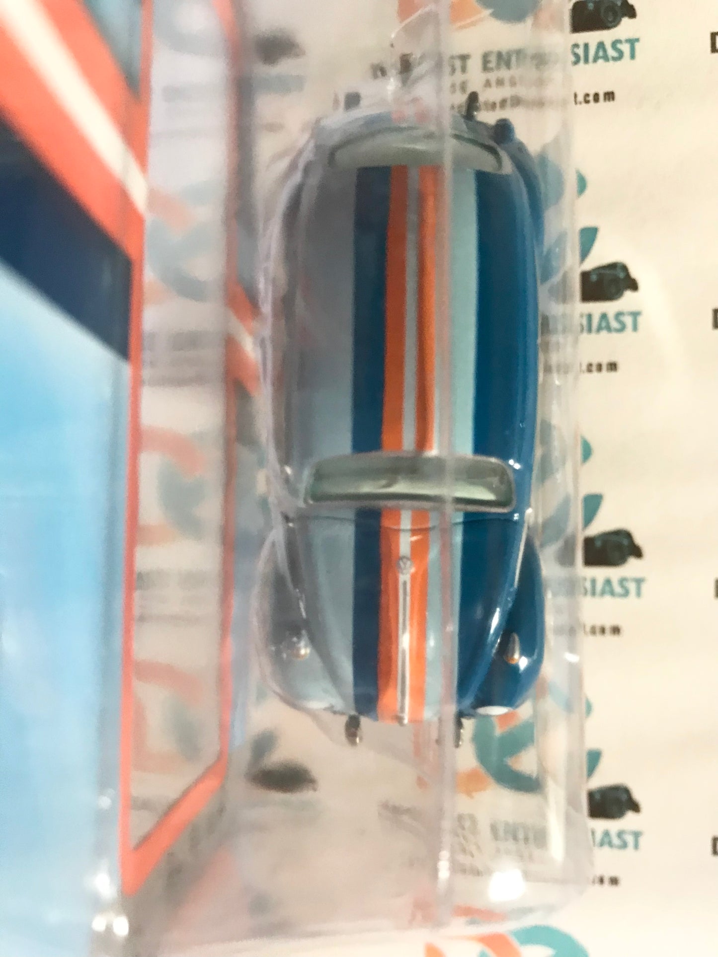 Johnny Lightning Diecastz Exclusives 1986 Volkswagen Beetle Gulf 1:64