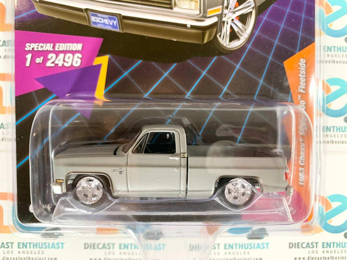 Auto World Diecastz Exclusives 1983 Chevrolet Silverado Fleetside Matte Gray 1:64