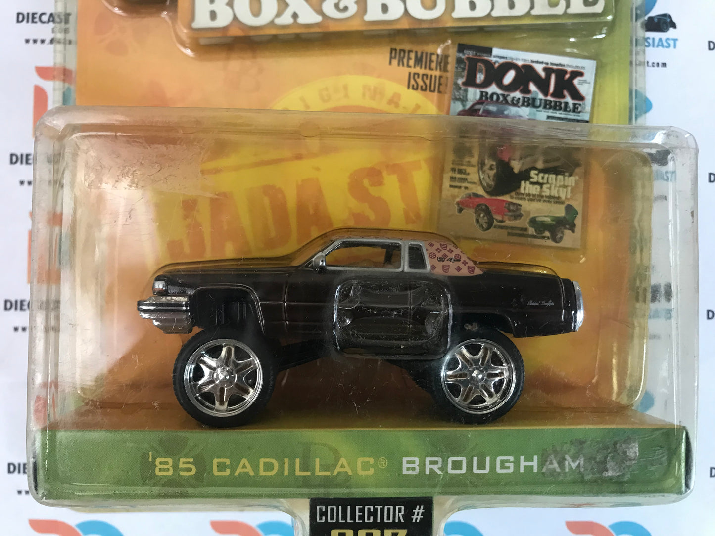 Jada Toys DONK Box & Bubble 85 Cadillac Brougham Brown 1:64