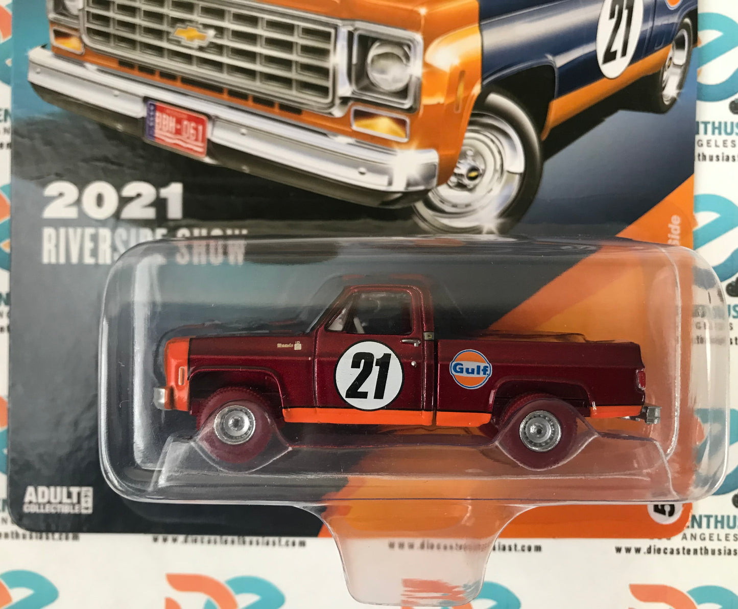 CHASE Auto World Diecastz Exclusives 2021 Riverside Show 1976 Chevy Cheyenne Fleetside Gulf Deep Blue 1:64