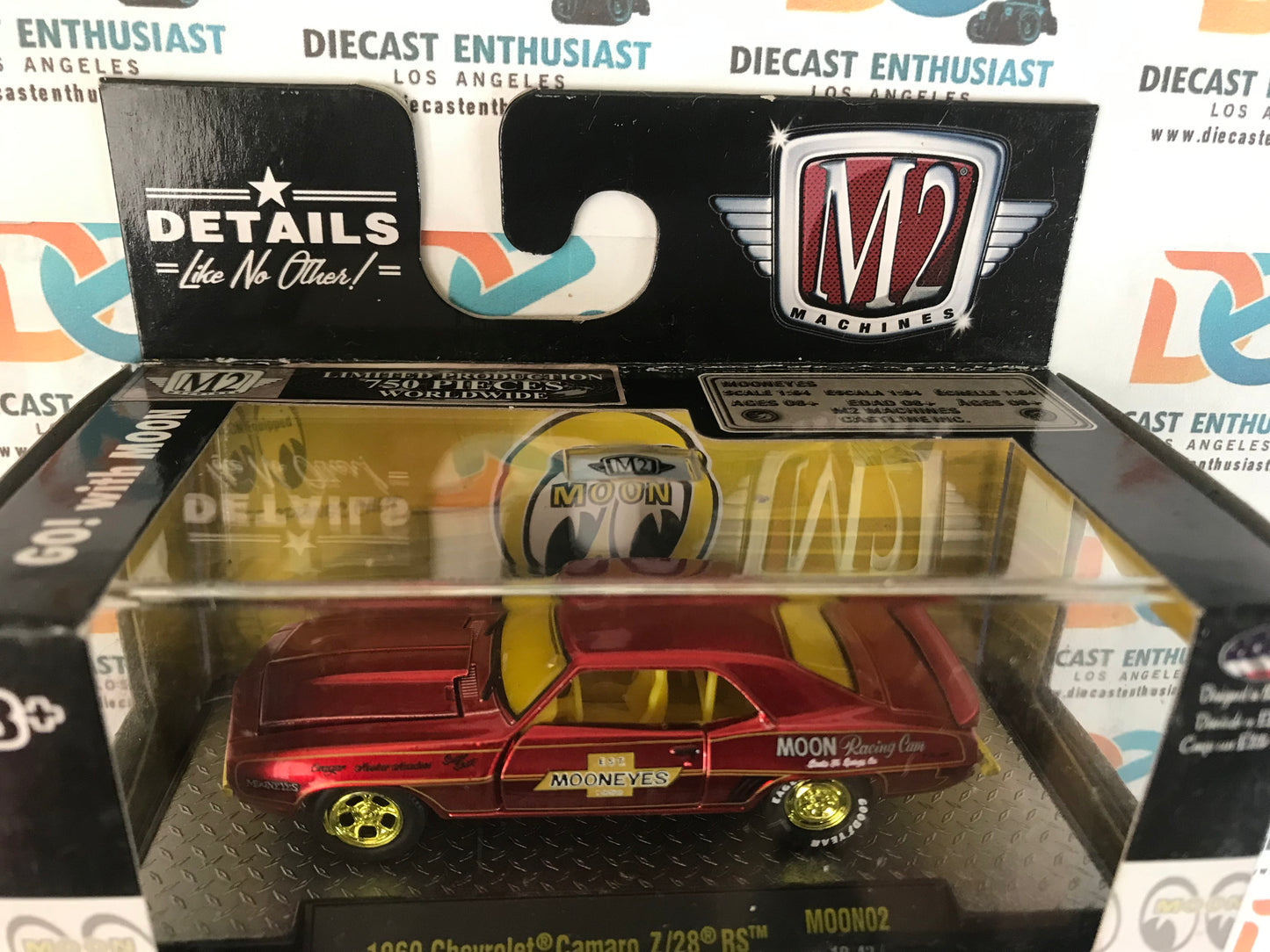 CHASE M2 Machines 1969 Chevrolet Camaro Z/28 RS Red Mooneyes 1:64