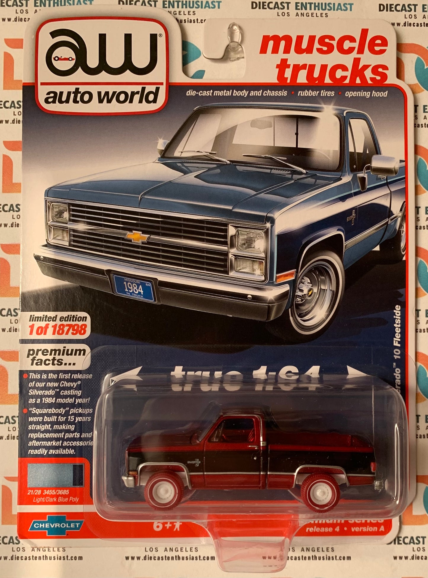 CHASE ULTRA RED Auto World 1984 Chevy Silverado 10 Fleetside Light Dark Blue Poly 1:64