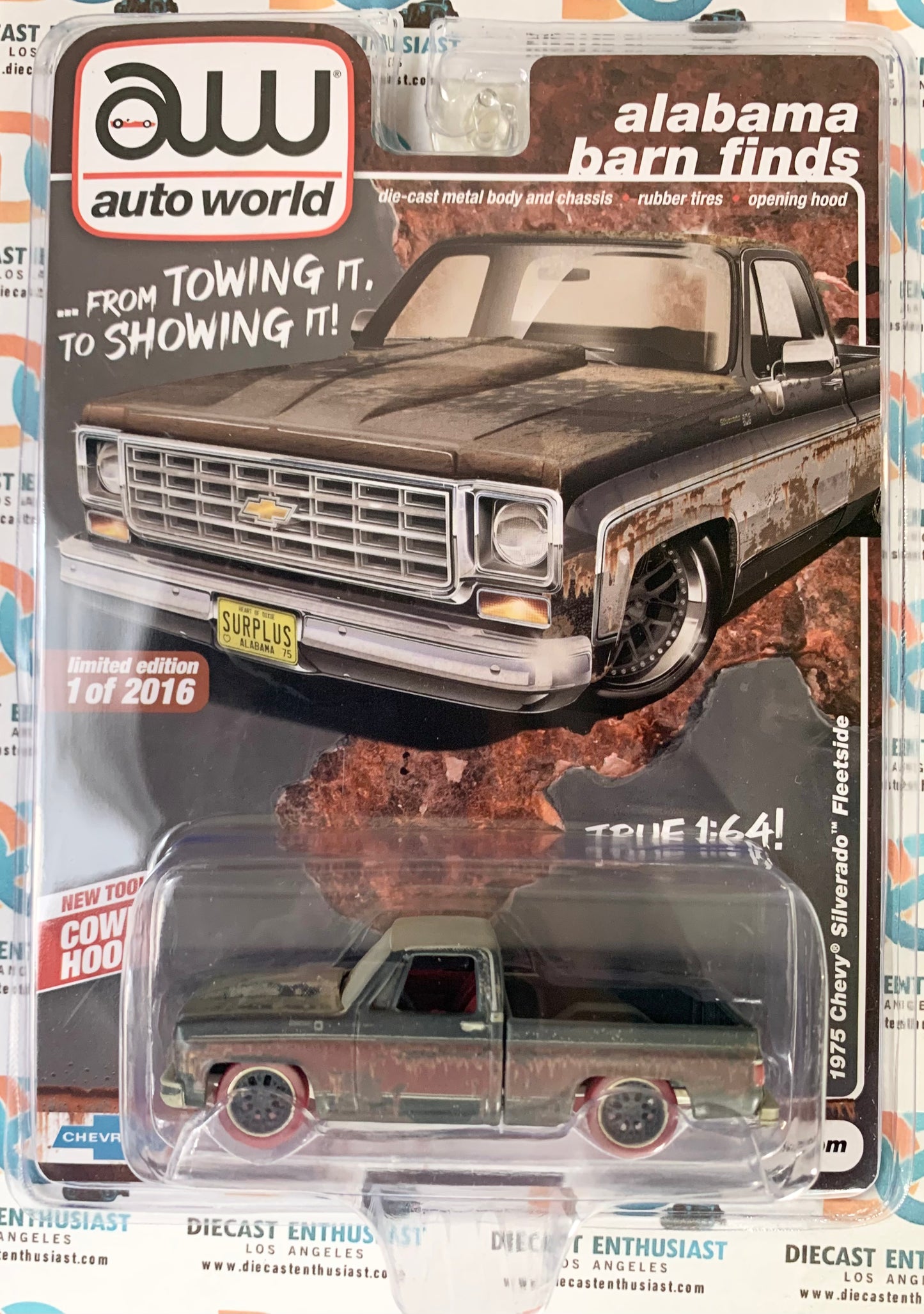 CHASE Auto World Alabama Barn Finds Exclusives 1975 Chevy Silverado Fleetside 1:64