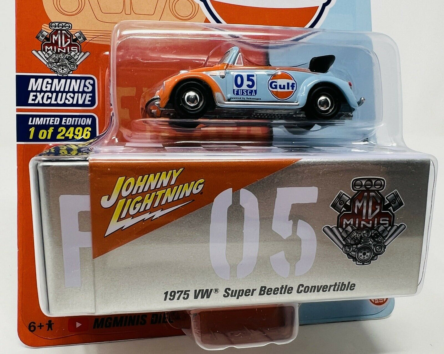 Johnny Lightning Exclusives Storage Tin Gulf 1975 VW Super Beetle Convertible 1:64
