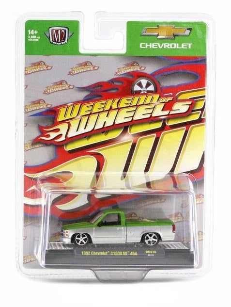 M2 Machines 2023 Weekend of Wheels Exclusives 1992 Chevrolet C1500 SS 454 Lime Green White 1:64