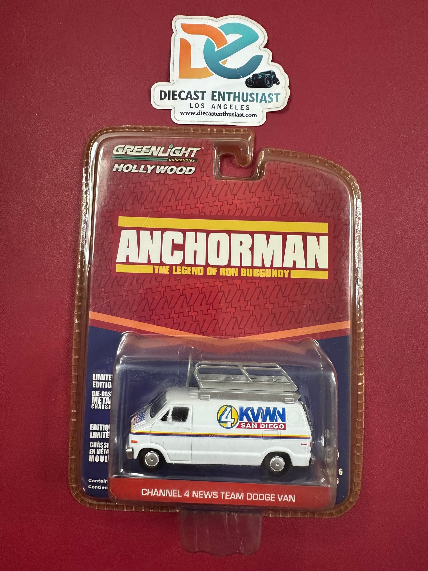 Greenlight Anchorman Channel 4 News Team Dodge Van with Roof Rack 1:64