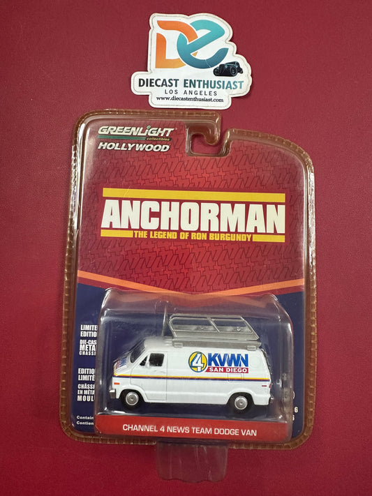 Greenlight Anchorman Channel 4 News Team Dodge Van with Roof Rack 1:64