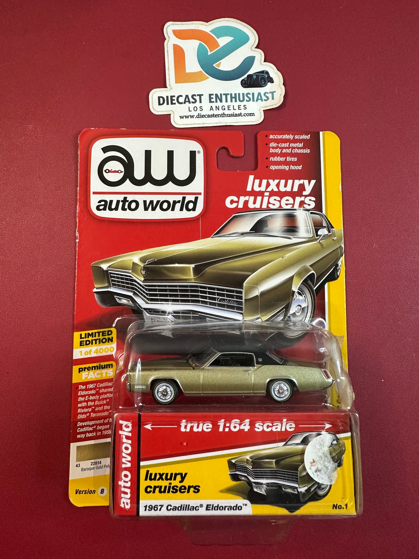 Auto World Luxury Cruisers 1967 Cadillac Eldorado Baroque Gold Poly 1:64