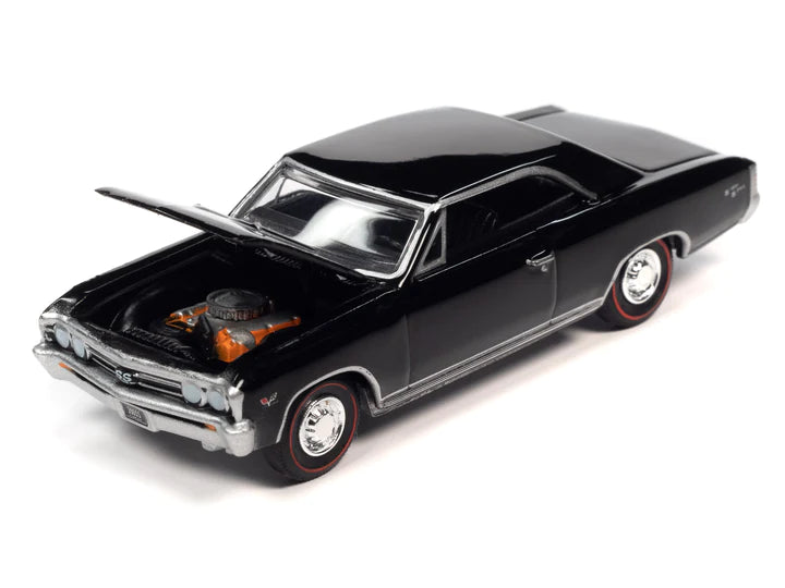 Auto World Vintage Muscle 1967 Chevy Chevelle SS 396 Tuxedo Black 1:64