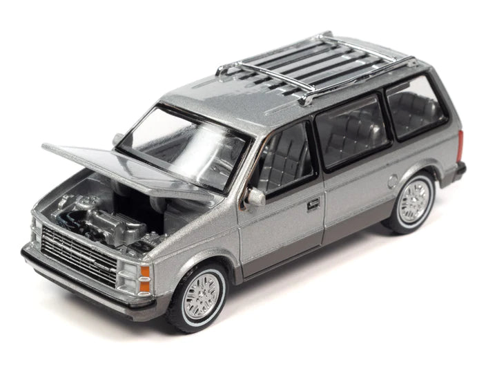 Auto World Mighty Minivans 1985 Plymouth Voyager Radiant Silver 1:64