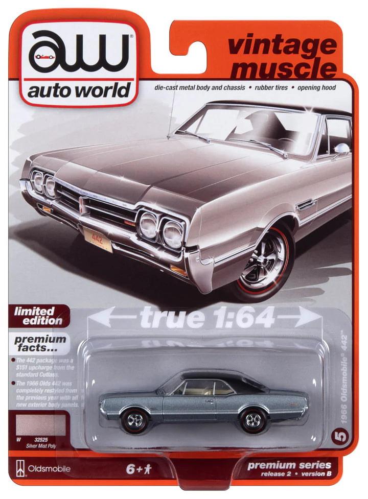 Auto World Vintage Muscle 1966 Oldsmobile 442 Silver Mist Poly 1:64