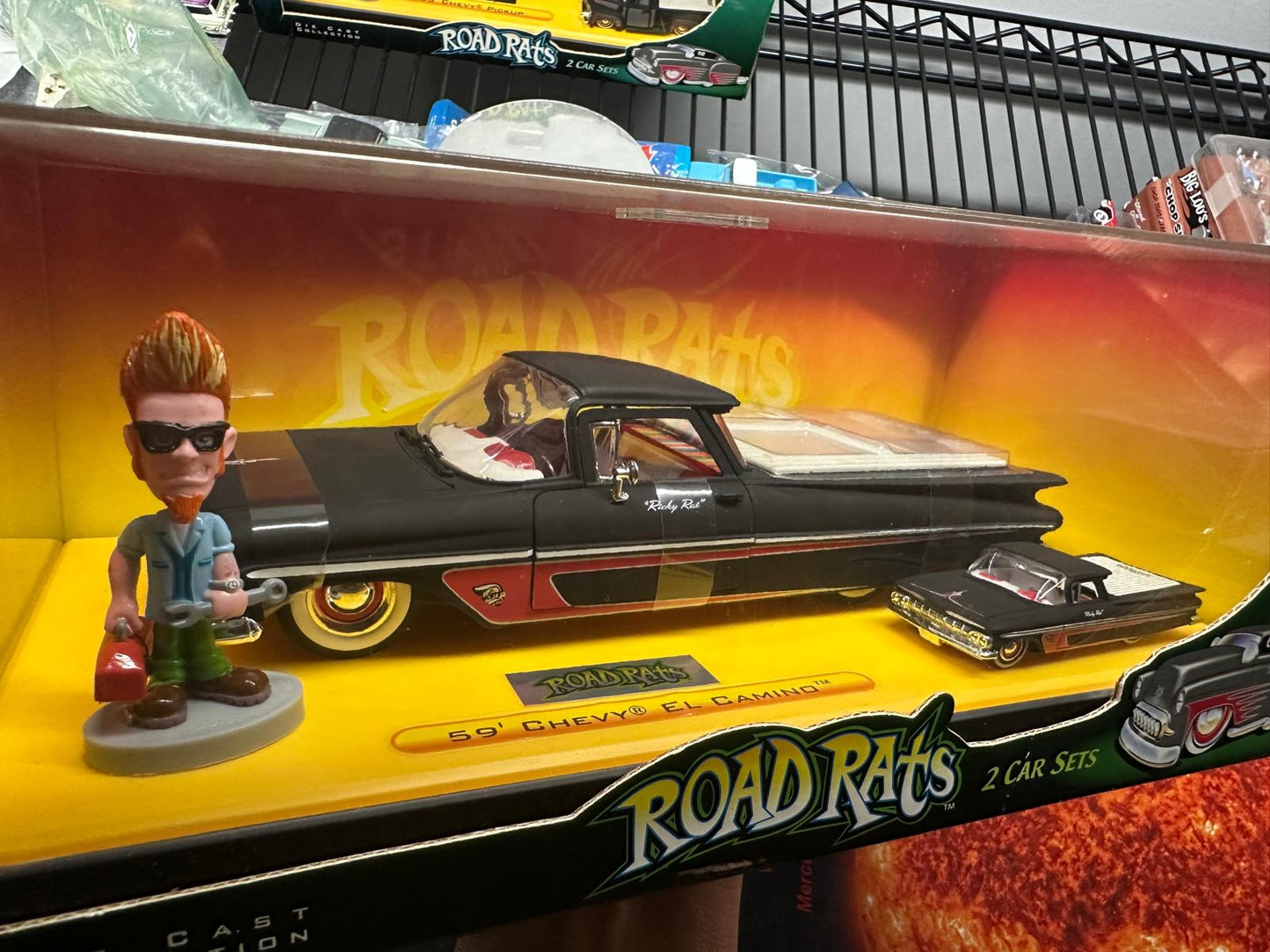 Jada Toys Road Rats Series 59 Chevy Elcamino with Figure 1:24 1:64