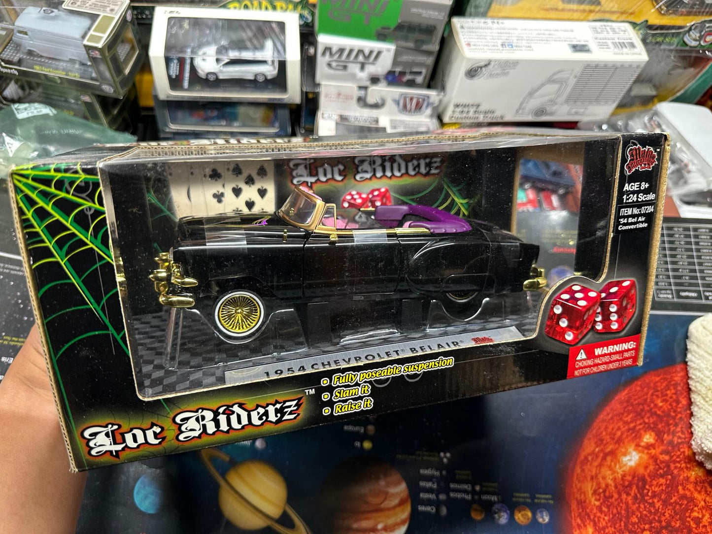 Malibu International Loc Riderz 54 Chevy Bel Air Convertible Black Purple 1:24