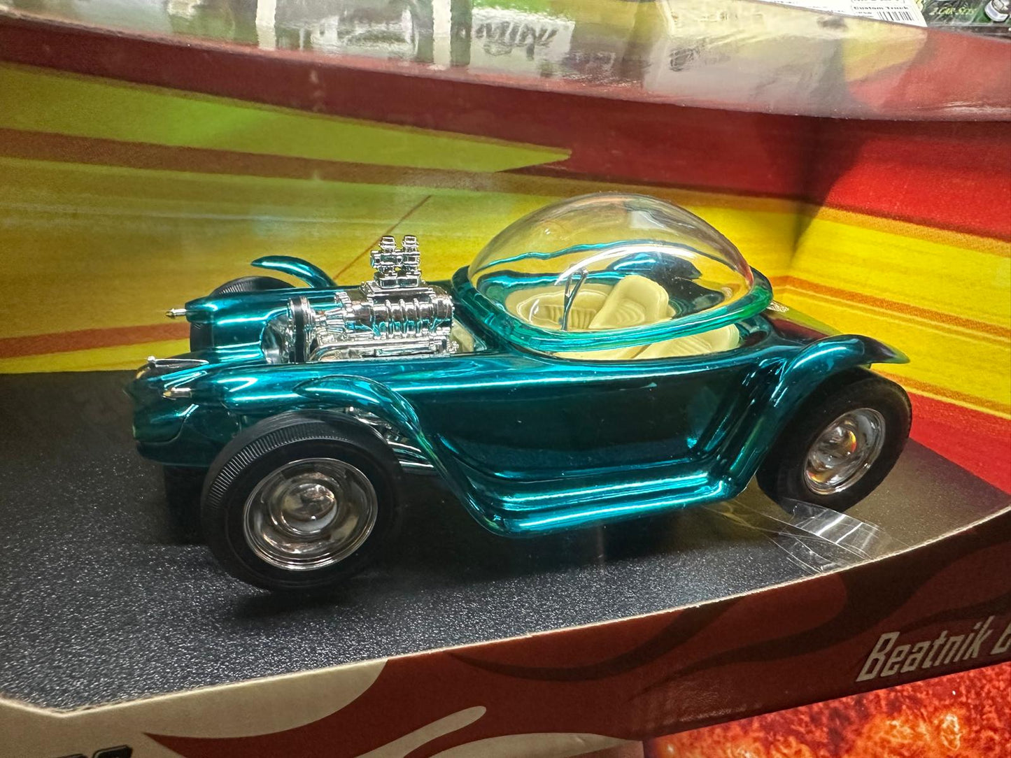 Hot Wheels 35 Anniversary Collectors Series Beatnik Bandit Blue Metallic 1:18